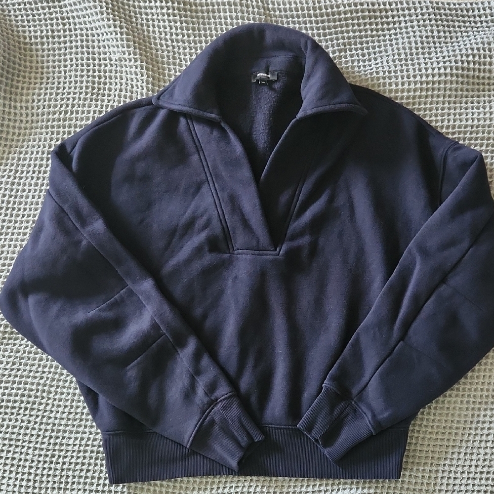 Express women’s Navy fleece